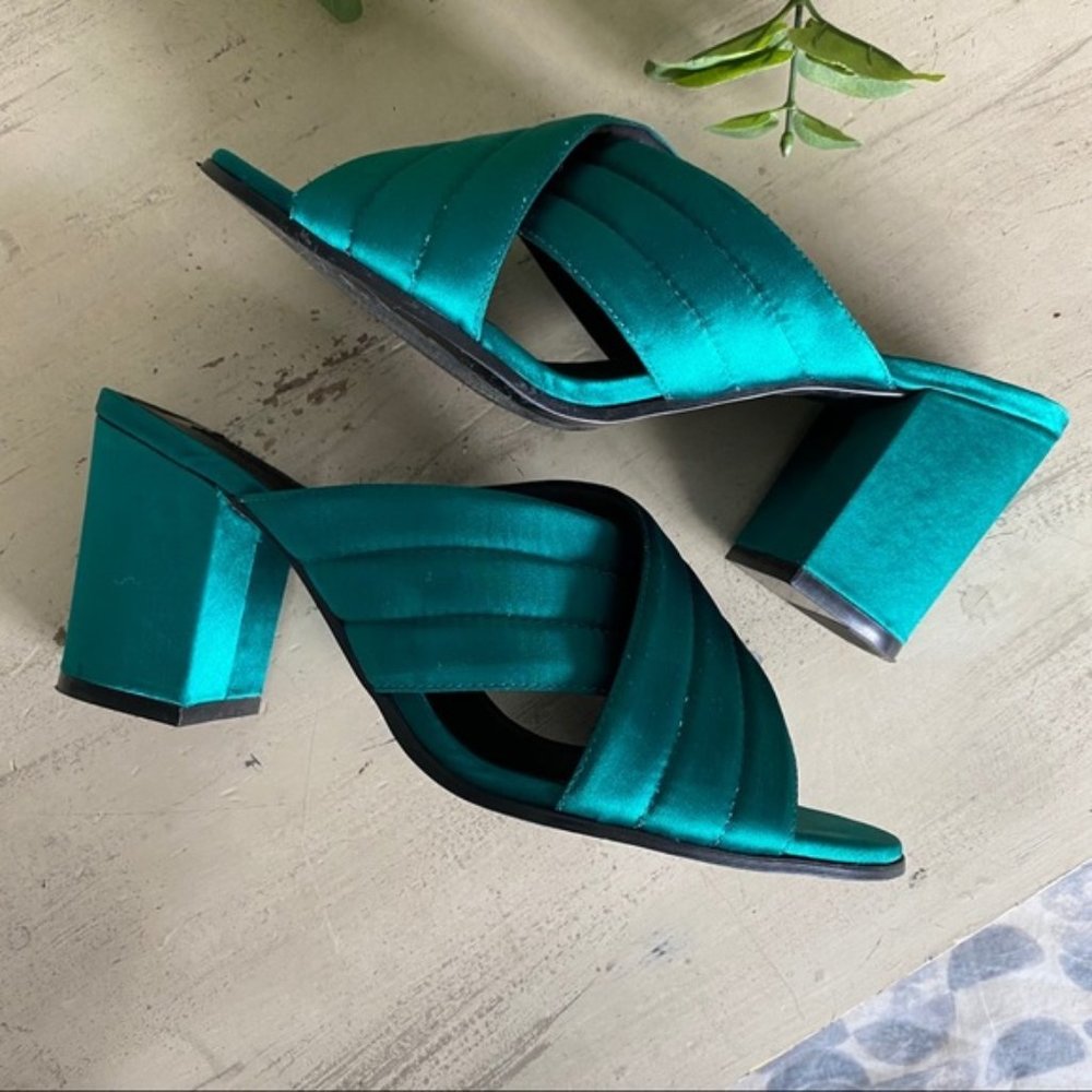 Steve Madden / Zara Green Slide Block Mule Heel